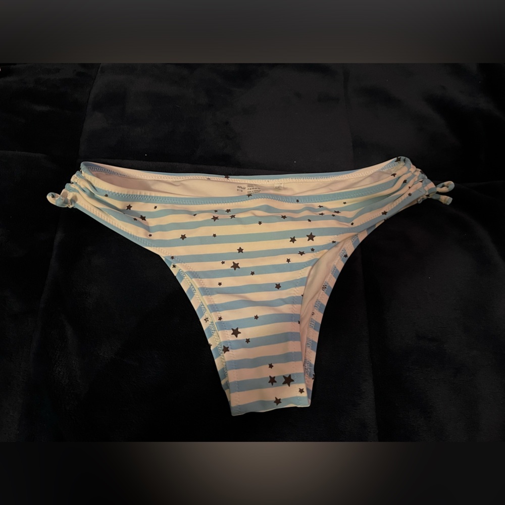 Aerie women’s blue stripes and stars swim bottoms